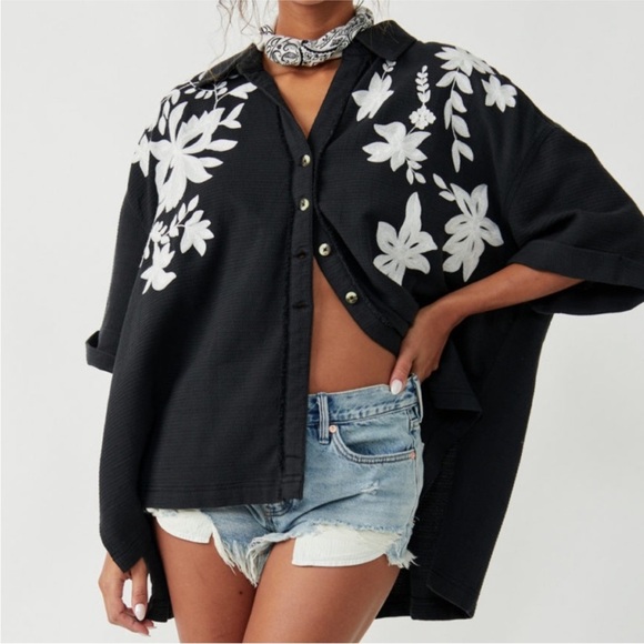 FREE PEOPLE Embroidered Flower Top - Picture 4 of 4